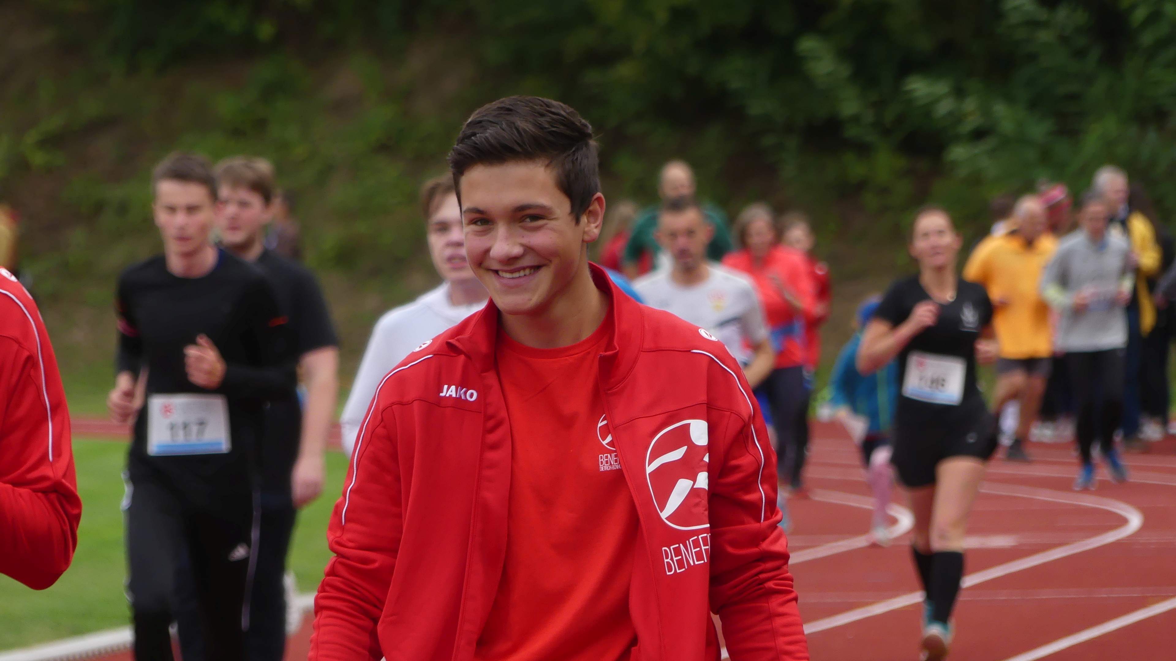 Bild vom 14. Benefizlauf im Jahr 2024. Dies ist das 59. Bild.